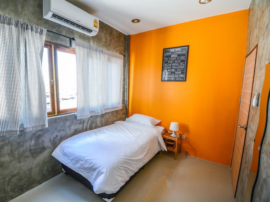 Hotel The Ghee House à Chiang Mai Extérieur photo