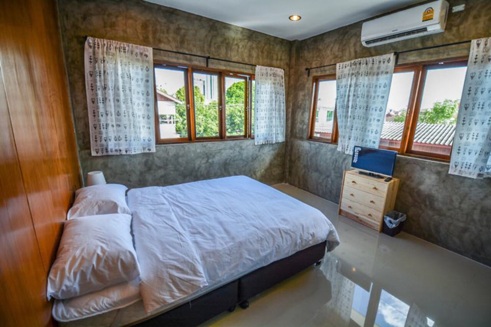 Hotel The Ghee House à Chiang Mai Extérieur photo