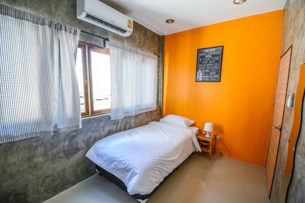 Hotel The Ghee House à Chiang Mai Extérieur photo